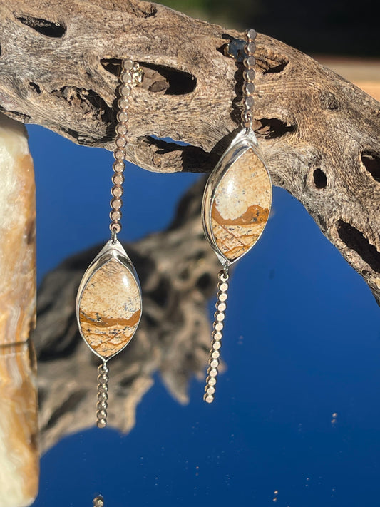 Contradicting Picture Jasper Danglers