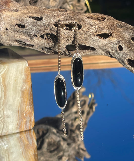 Contradicting Black Onyx Danglers