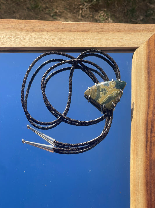 Flowing Bolo Tie